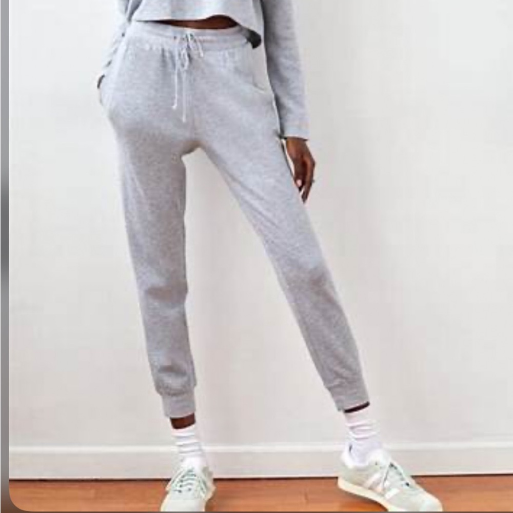 Aritzia Sunday Best Waffle Jogger Pants